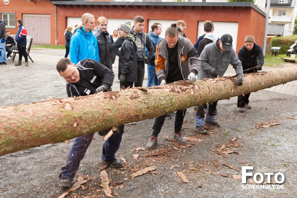 2019.10.05_Kirmesbaumstellen KB 19 Niederbrechen (5 von 107)