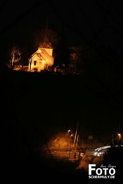Berger Kirche bei Nacht